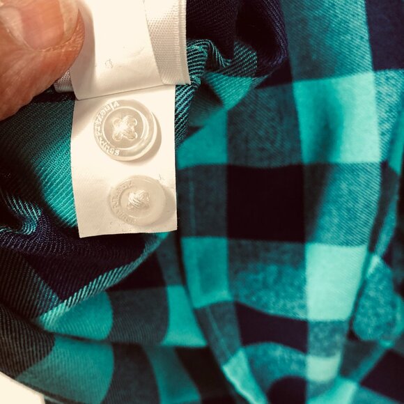 Vineyard Vines Performance Top, Women's 0 (XS), Relaxed Navy & Teal Check - Picture 11 of 11